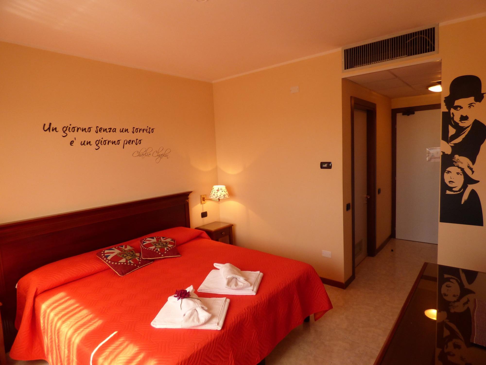 Hotel Fidenza Eksteriør billede