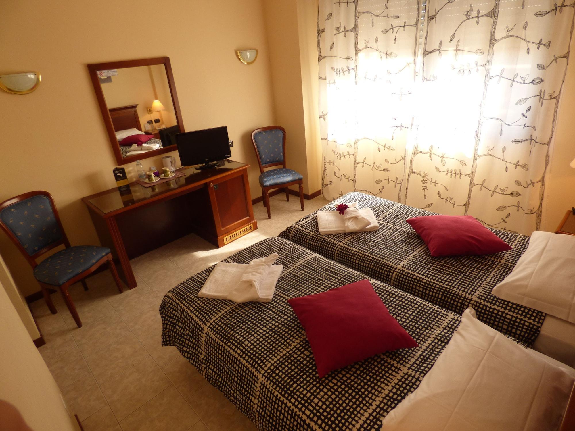 Hotel Fidenza Eksteriør billede