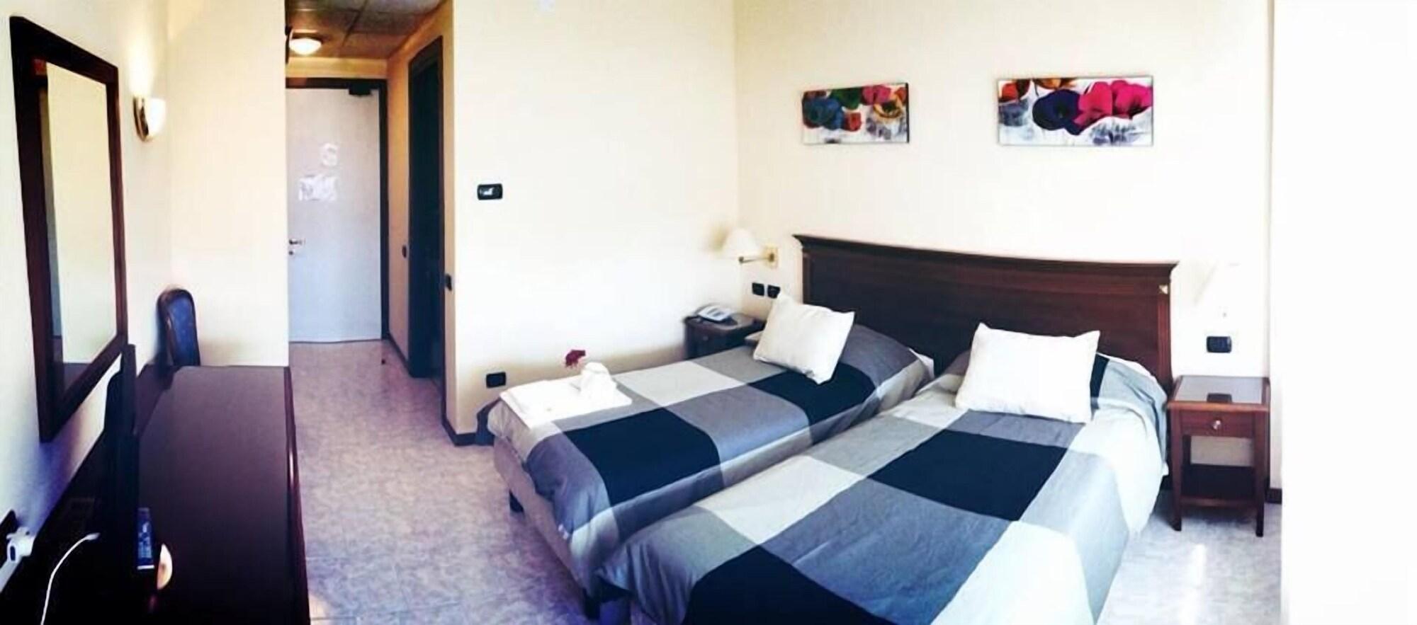 Hotel Fidenza Eksteriør billede
