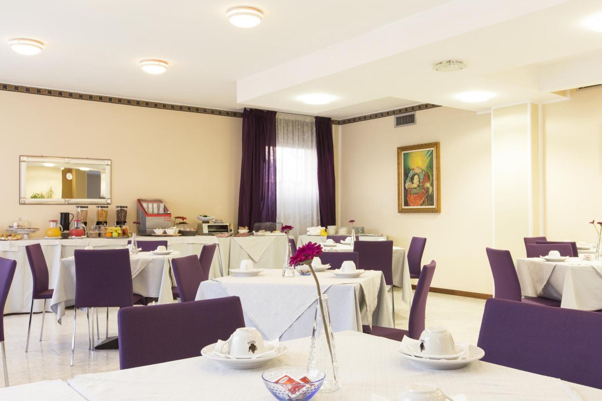Hotel Fidenza Eksteriør billede
